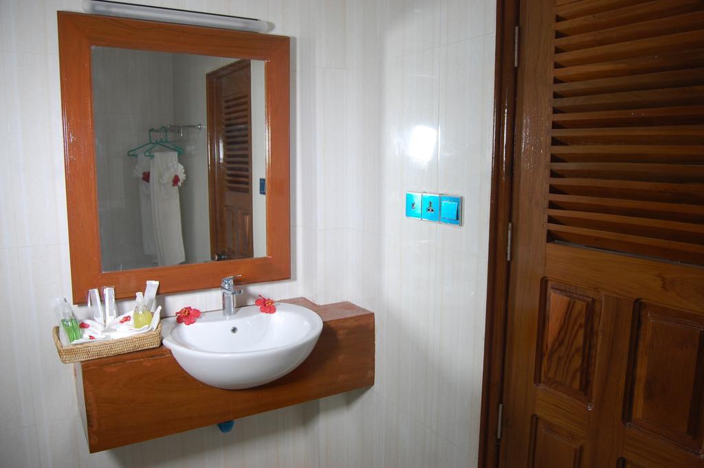 Su Tine San Royal Palace Hotel Bagan Phòng bức ảnh