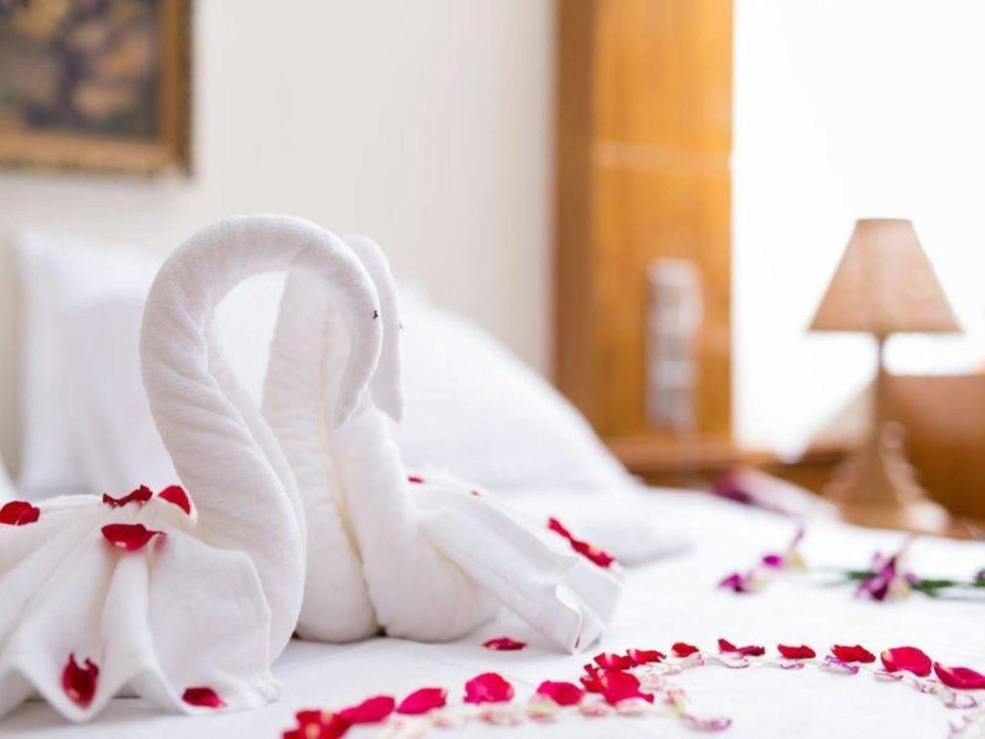 Su Tine San Royal Palace Hotel Bagan Ngoại thất bức ảnh