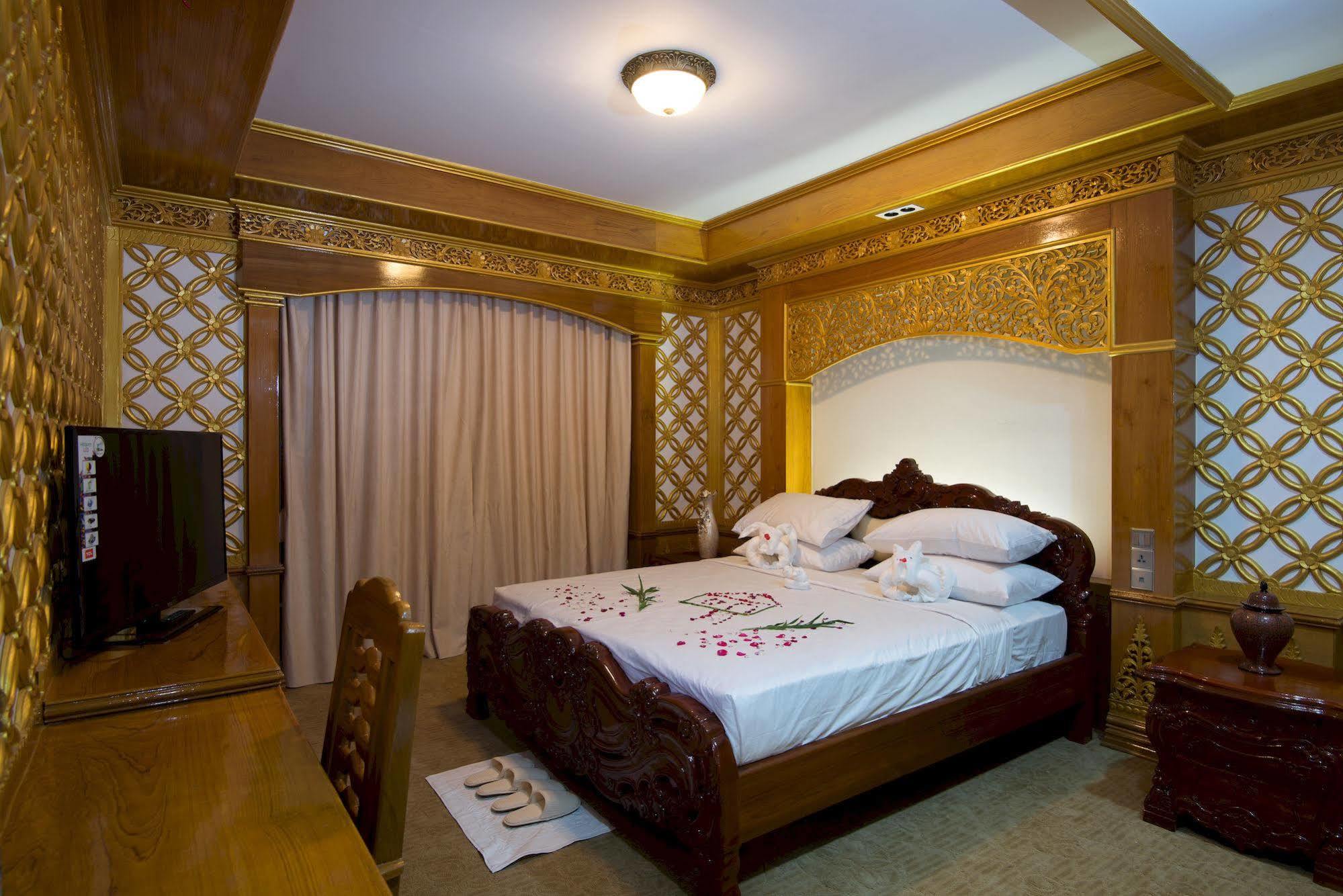 Su Tine San Royal Palace Hotel Bagan Ngoại thất bức ảnh