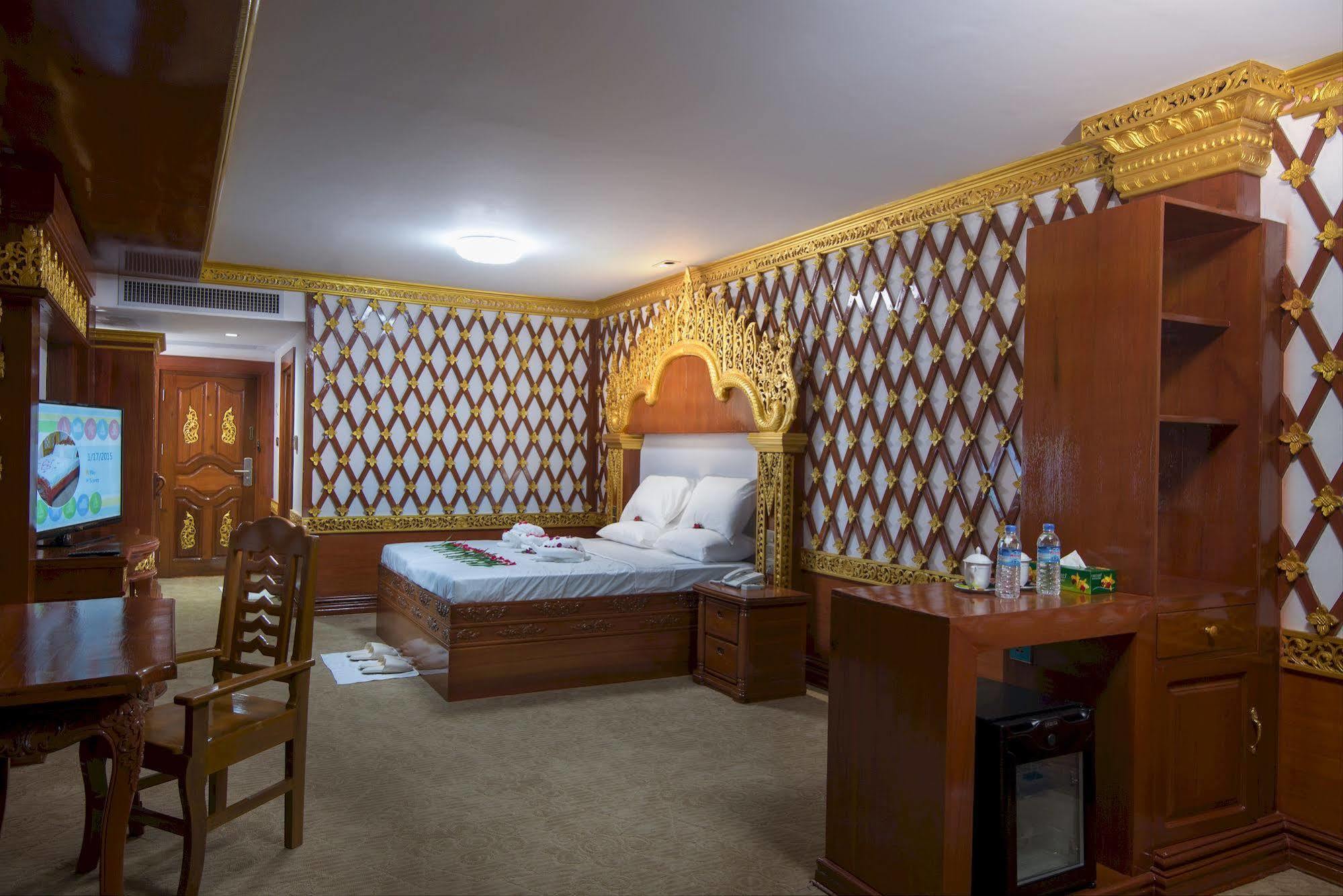 Su Tine San Royal Palace Hotel Bagan Ngoại thất bức ảnh