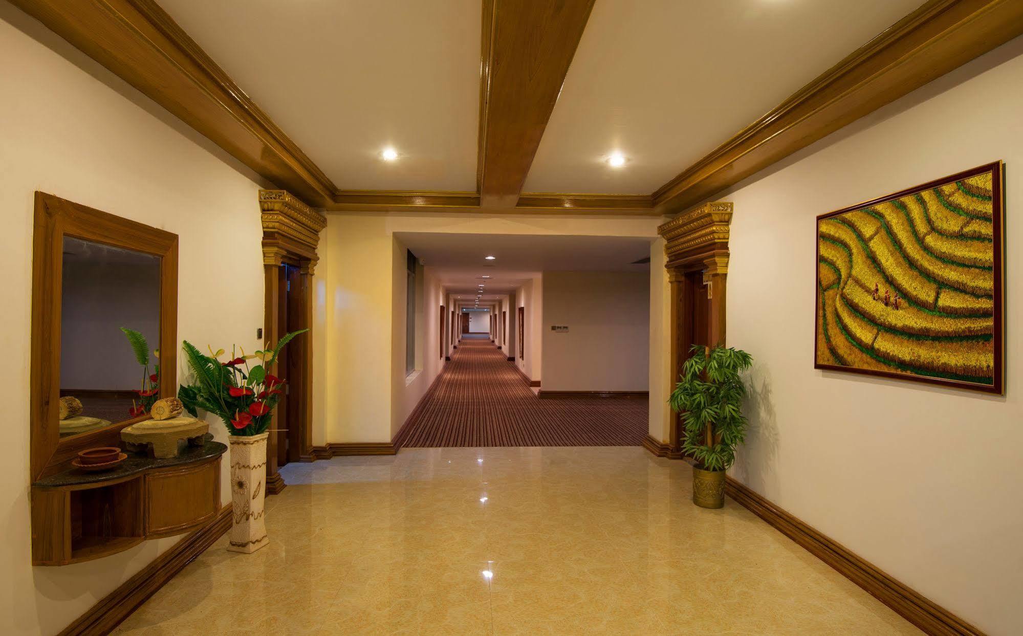 Su Tine San Royal Palace Hotel Bagan Ngoại thất bức ảnh